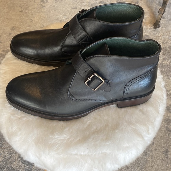 Johnson and Murphy leather dress shoes. - Picture 2 of 6